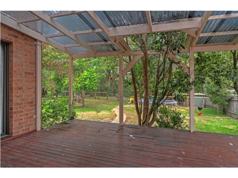 18 Cocos Palm Drive, Bomaderry NSW 2541