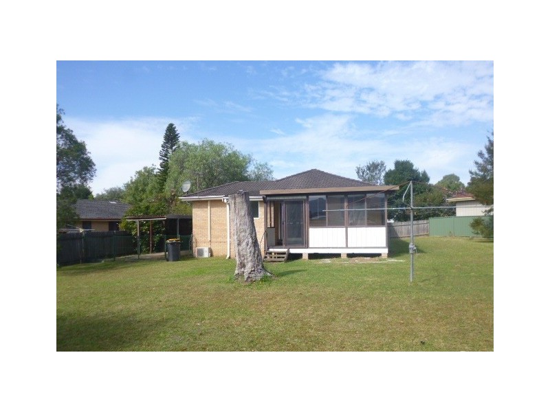 4 Camellia Grove, Bomaderry NSW 2541