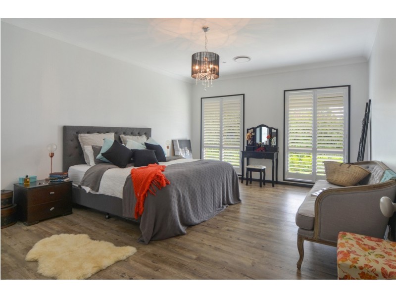 14 Appleberry Close, Bomaderry NSW 2541
