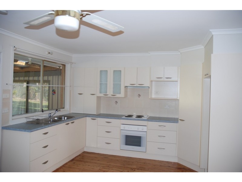 1 Nellore Place, North Nowra NSW 2541