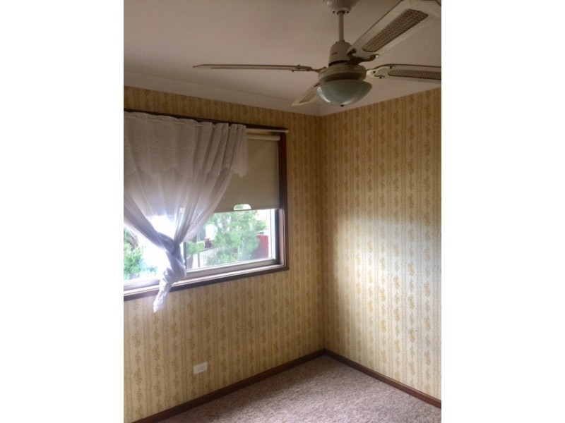 2/18 McDonald Avenue, Nowra NSW 2541