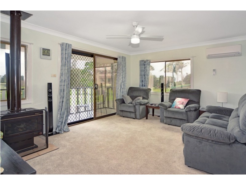 125 Greens Road, Greenwell Point NSW 2540