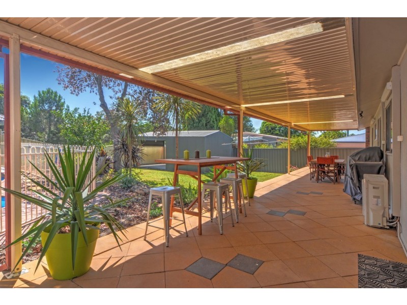 43 Page Avenue, North Nowra NSW 2541