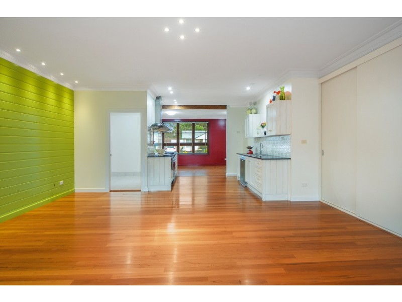 6 Wilson Avenue, Nowra NSW 2541