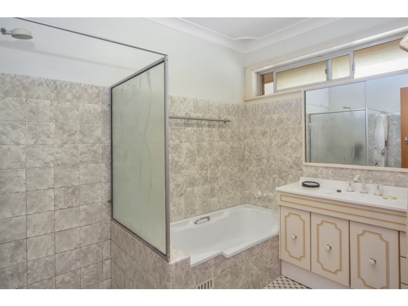 13 Bernadette Avenue, Nowra NSW 2541