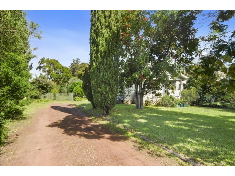 128 Plunkett Street, Nowra NSW 2541