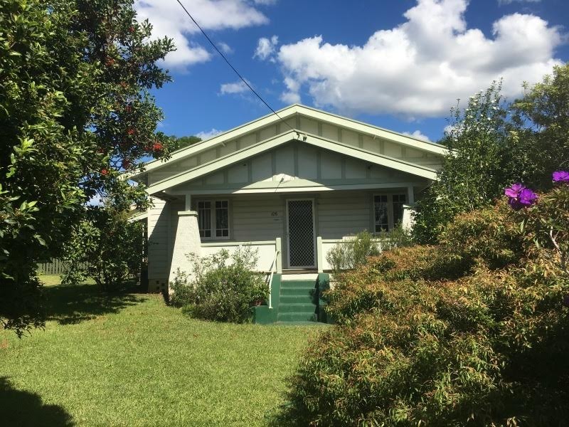 128 Plunkett Street, Nowra NSW 2541
