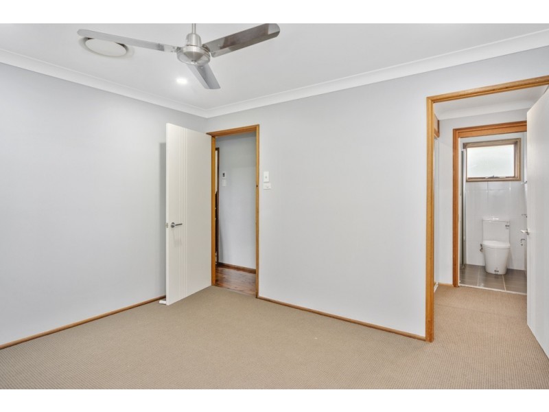 13 Edwards Avenue, Bomaderry NSW 2541