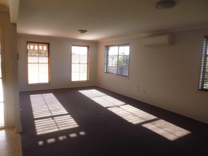 21 Carrington Park Drive, Nowra NSW 2541