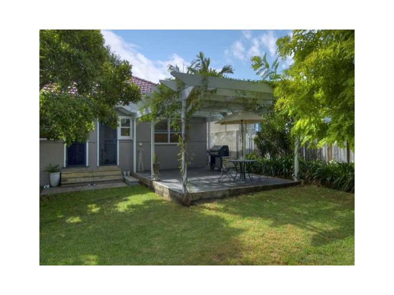 107 East Street, Nowra NSW 2541