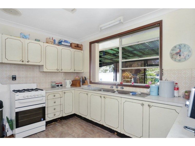 7 Ambassador Avenue, North Nowra NSW 2541