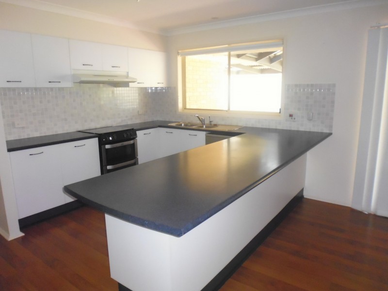 6 Golden Ash Close, Worrigee NSW 2540