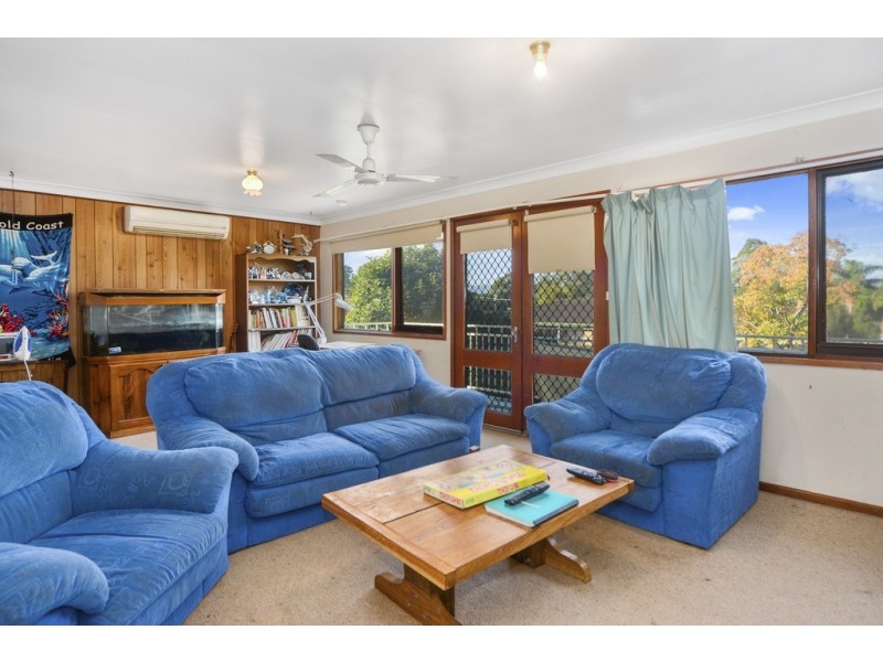 2 Monk Crescent, Bomaderry NSW 2541