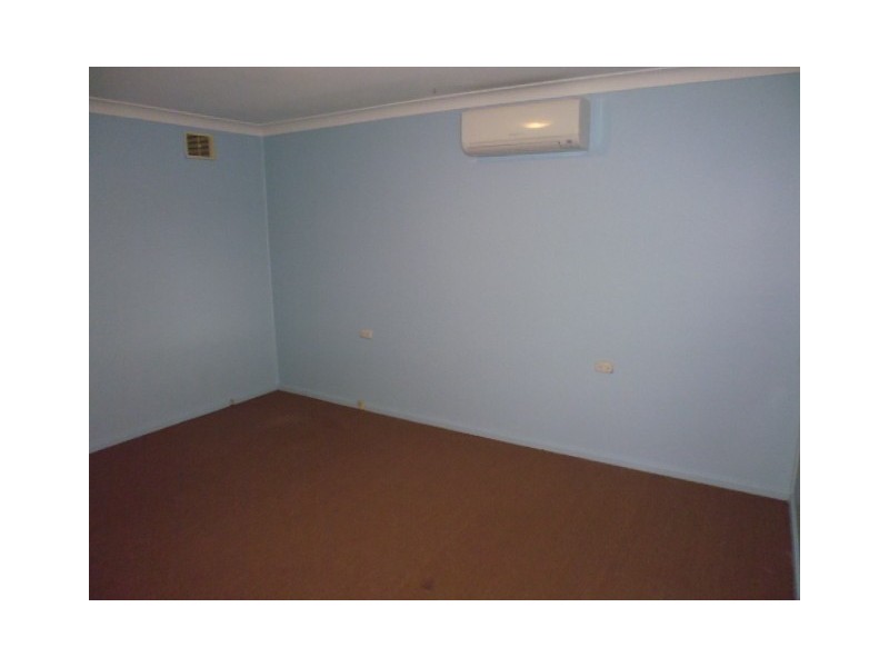 54 McKay Street, Nowra NSW 2541