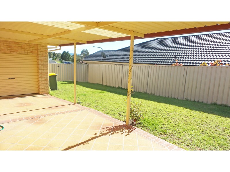 15 Warrigal Street, Nowra NSW 2541