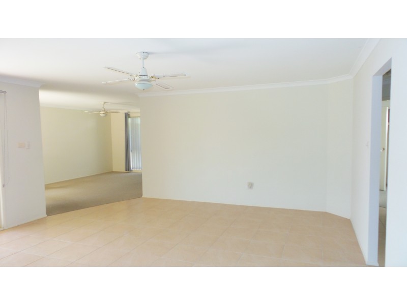 15 Warrigal Street, Nowra NSW 2541