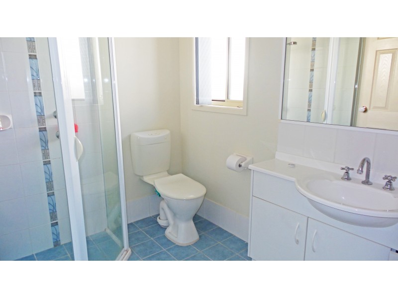 15 Warrigal Street, Nowra NSW 2541