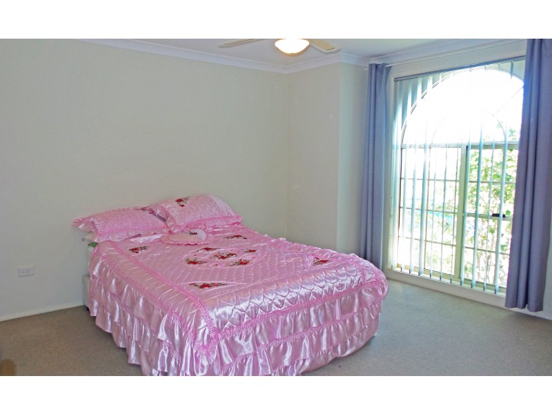 15 Warrigal Street, Nowra NSW 2541