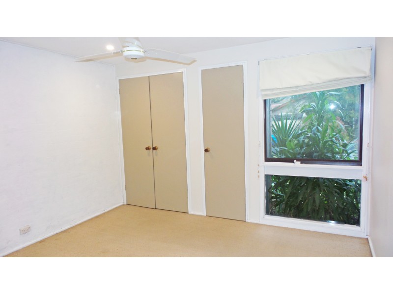 2 Ambassador Avenue, North Nowra NSW 2541