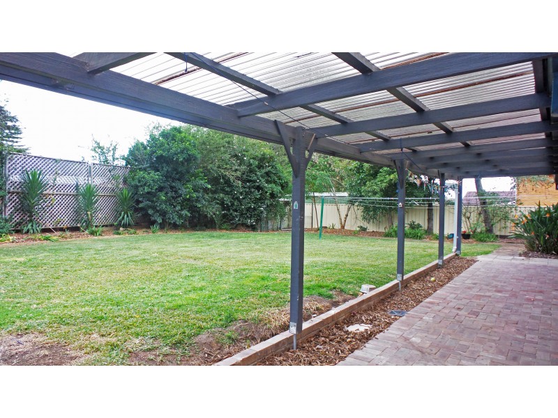 2 Ambassador Avenue, North Nowra NSW 2541