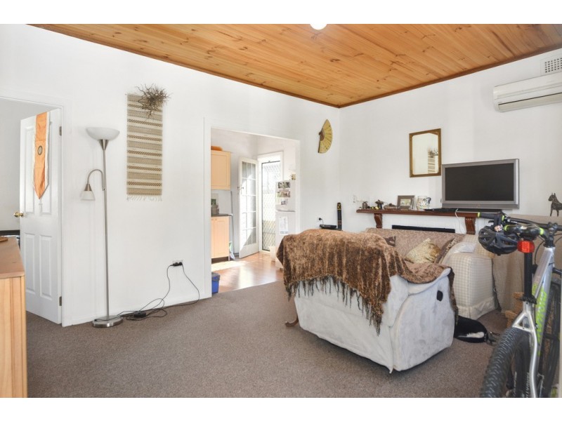 9A Hale Avenue, Nowra NSW 2541