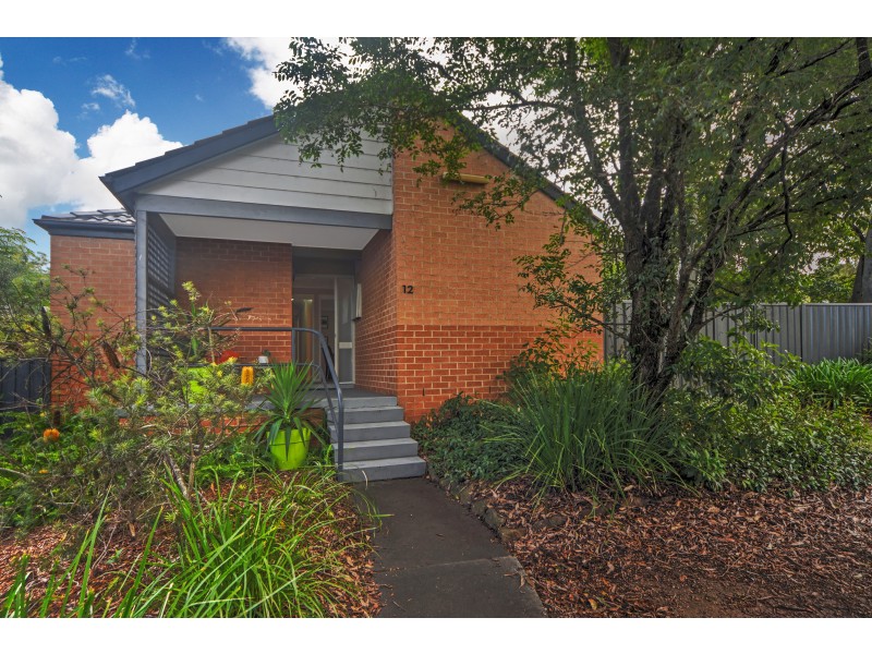 12/33 Lynburn Avenue, Bomaderry NSW 2541