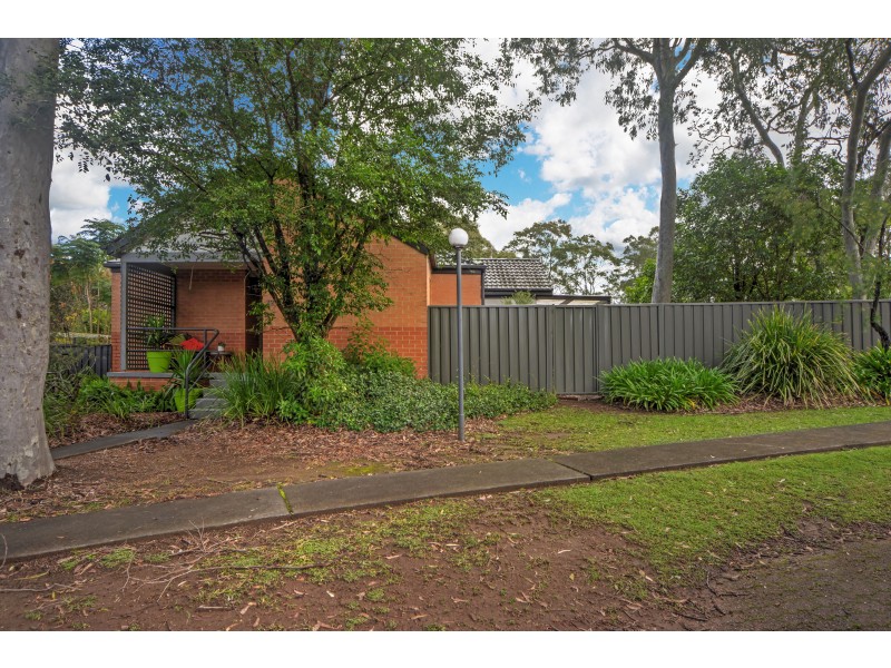 12/33 Lynburn Avenue, Bomaderry NSW 2541