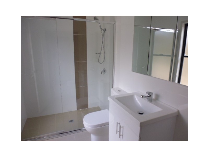 6/429a Princes Highway, Bomaderry NSW 2541