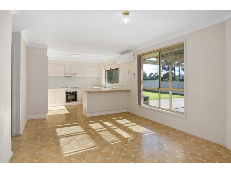 29 Rayleigh Drive, Worrigee NSW 2540