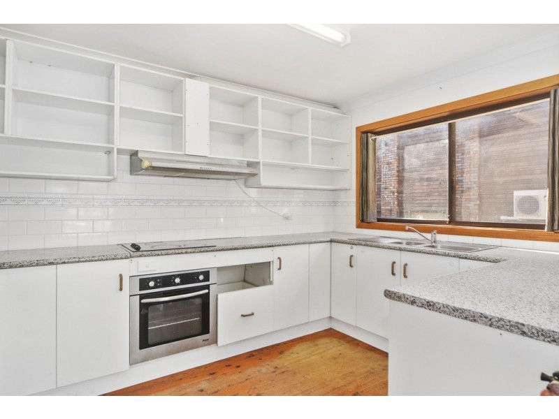 11 Bernadette Avenue, Nowra NSW 2541