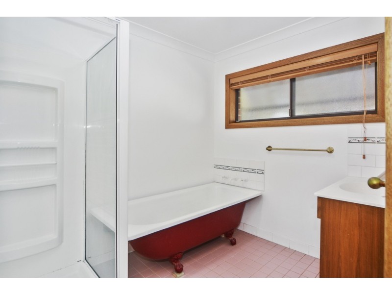 11 Bernadette Avenue, Nowra NSW 2541