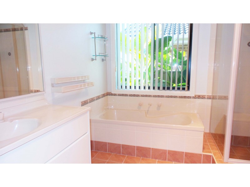 1 Sophia Road, Worrigee NSW 2540