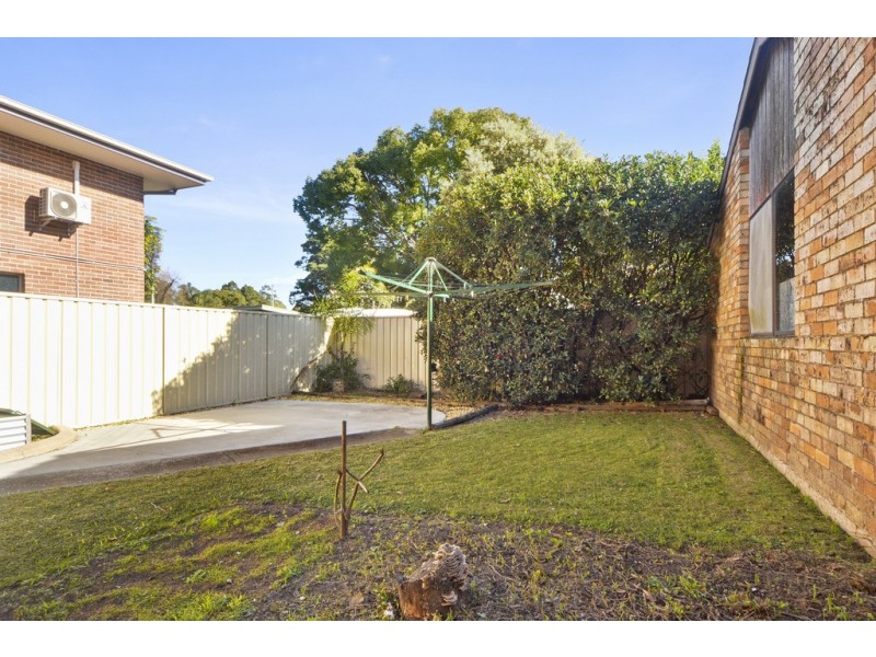 6 Hawthorn Avenue, Nowra NSW 2541