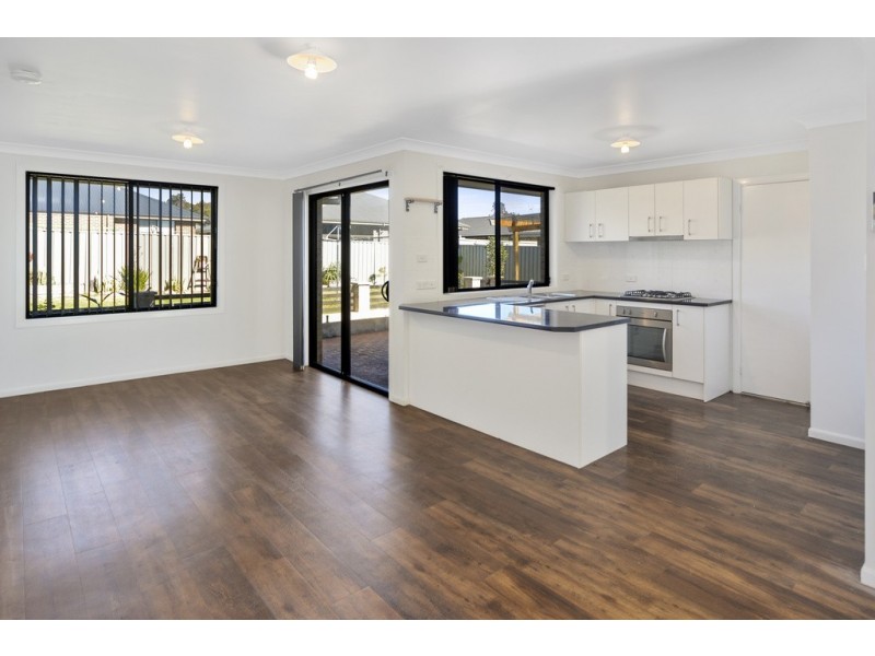 17 Terralla Grove, South Nowra NSW 2541