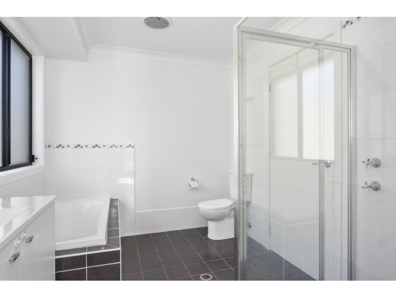 17 Terralla Grove, South Nowra NSW 2541