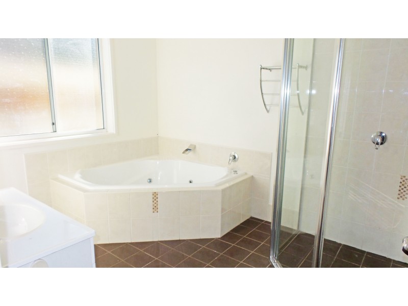 24 Gumnut Way, North Nowra NSW 2541