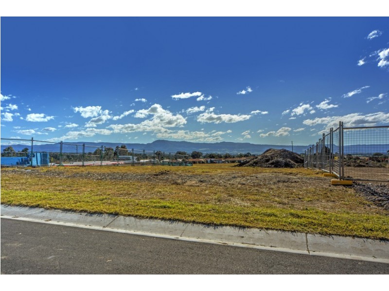 31 Jindalee Crescent, Nowra NSW 2541