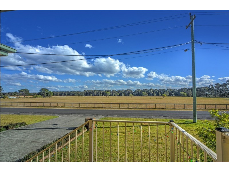 52 Greens Road, Greenwell Point NSW 2540