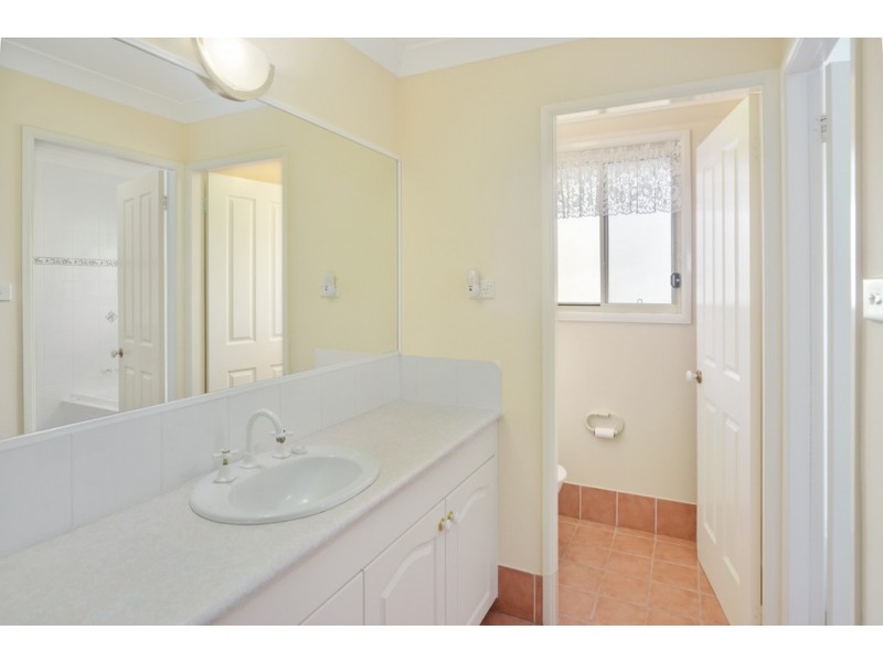 52 Greens Road, Greenwell Point NSW 2540