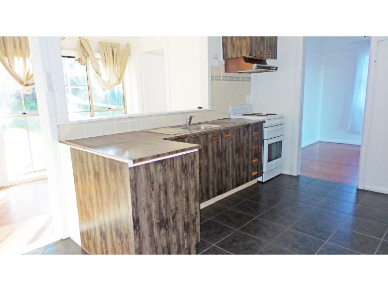 39 Mulgen Crescent, Bomaderry NSW 2541