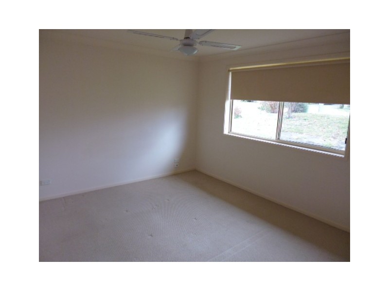 32 Condie Crescent, North Nowra NSW 2541