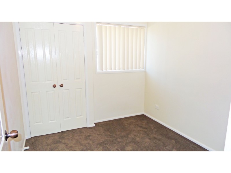 18 Hermes Crescent, Worrigee NSW 2540