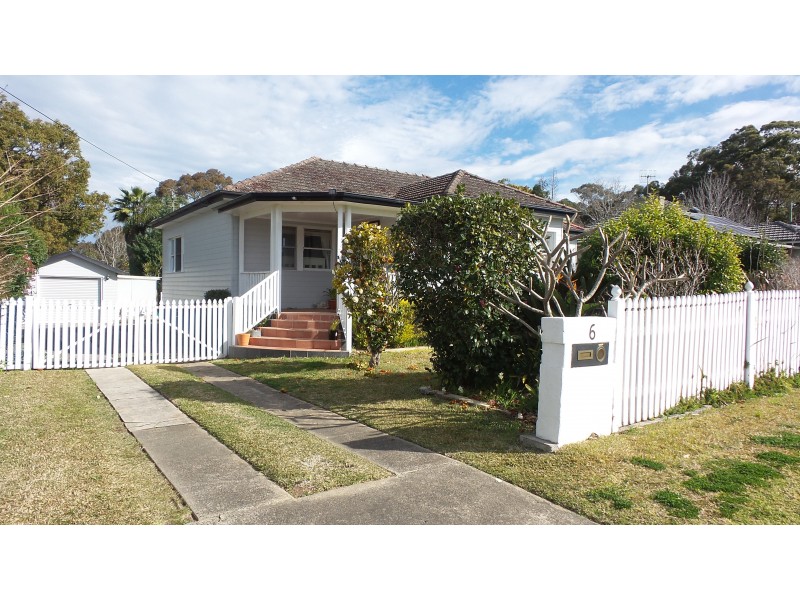 6 Jervis Street, Nowra NSW 2541