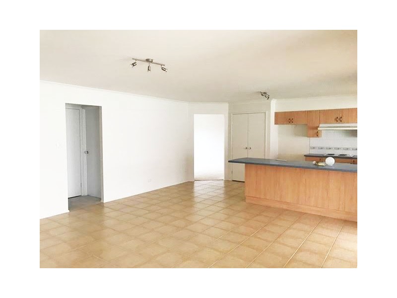 4 Stanbury Place, Worrigee NSW 2540