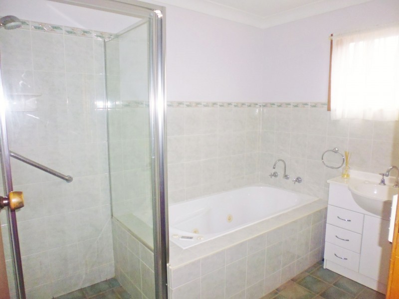 3 Ambassador Avenue, North Nowra NSW 2541