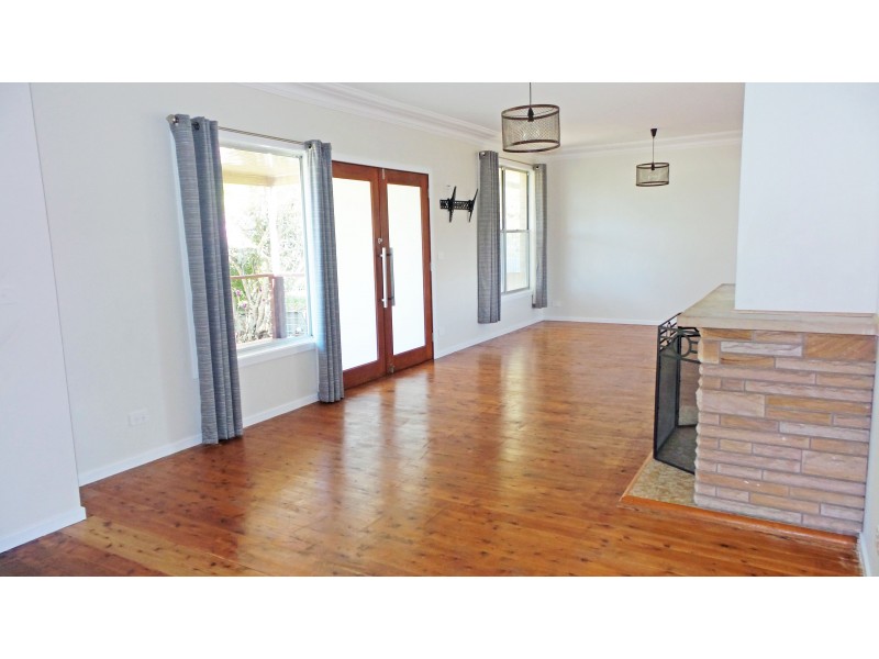 13 Shepherd Street, Nowra NSW 2541