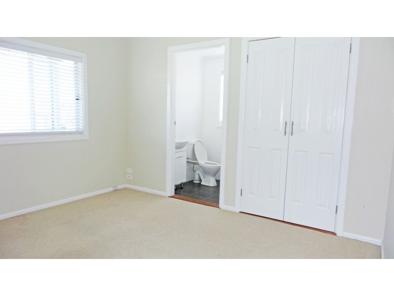 13 Shepherd Street, Nowra NSW 2541