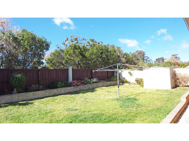 57 Burradoo Crescent, Nowra NSW 2541