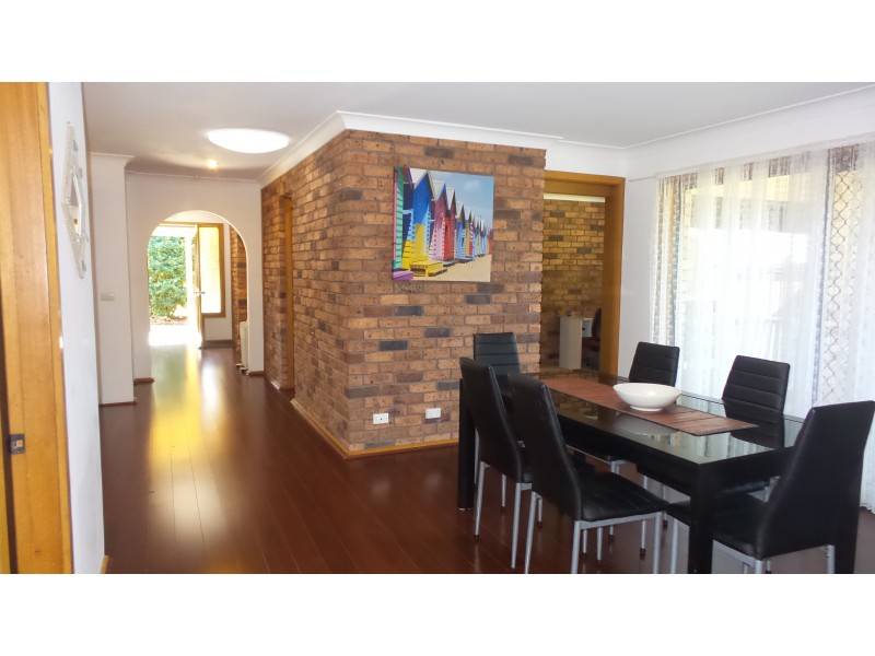 11 Ambassador Avenue, North Nowra NSW 2541