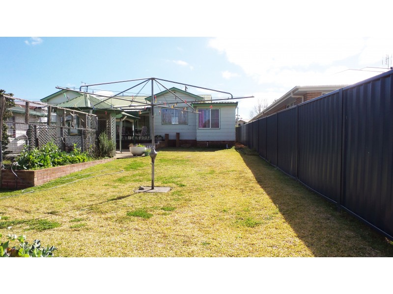 18 Plunkett Street, Nowra NSW 2541